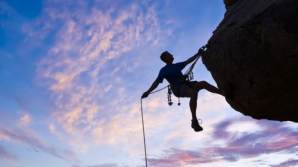 場所決めと資金調達が開業準備のヤマ場のイメージ