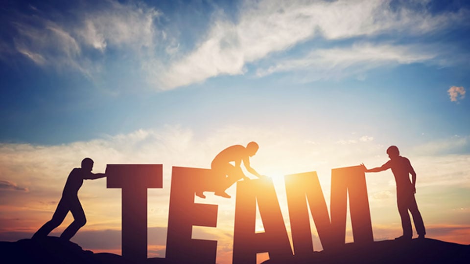 クリニックの運営には優れたスタッフの力が必要のイメージ