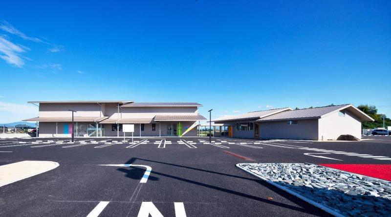 【小郡市】交通量の多い生活道路沿い　駐車場６０台以上確保のイメージ